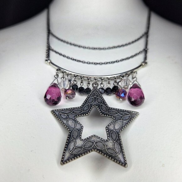 Rockstar Layered Star Necklace — Dark Chain, Glass Beads & Metal Alloy - Picture 5 of 5